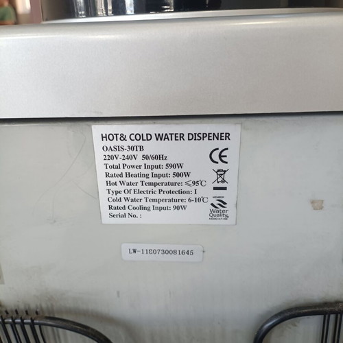 Oasis water cooler for 10/20 liter bottles