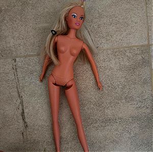 Barbie κούκλα