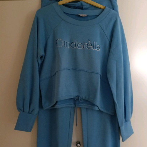 Tracksuit like new in bright blue with strass logo, size L
