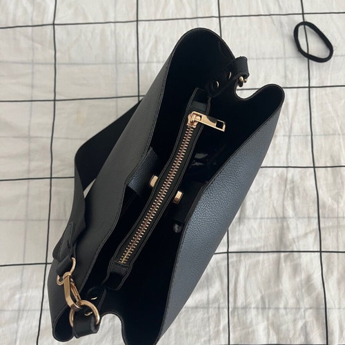 Black bag like new flawless