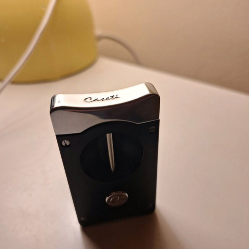V CUT Caseti cigar cutter like new