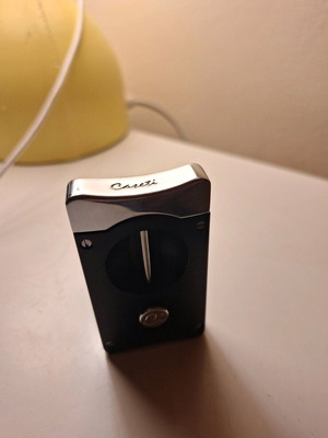 V CUT Caseti cigar cutter like new