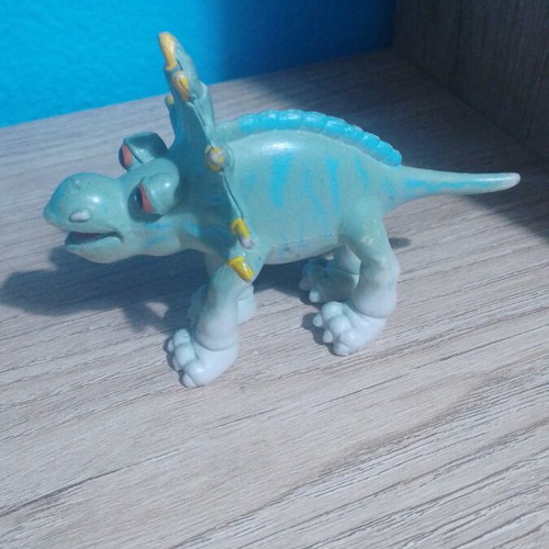 Dinosaur Figures set of 3 used, vintage style plastic rubber
