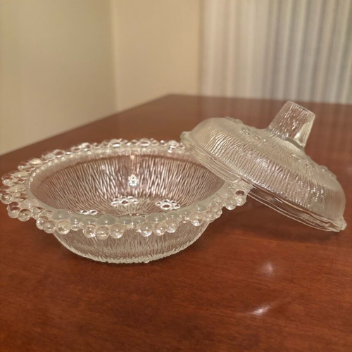 Glass fondant dish like new with impressive design