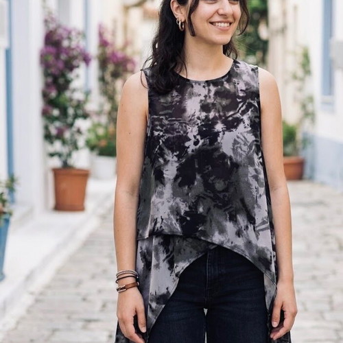 H&M Divided Tie-Dye Print Shirt like new, size S, black and grey
