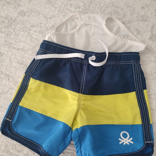 Benetton kids' swimsuit size 3-4 years like new, multicolor