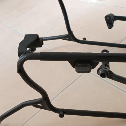 Givi PLXR2139 Side Luggage Rack for Yamaha Tracer 900 Gen 2 like new