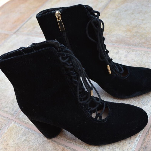 Zara velvet feel boots used, victorian goth style, size 37