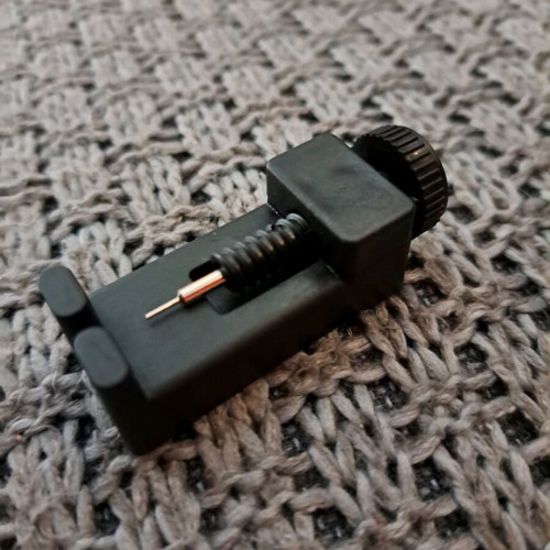 Watch chain adjustment tool manual black new, plastic