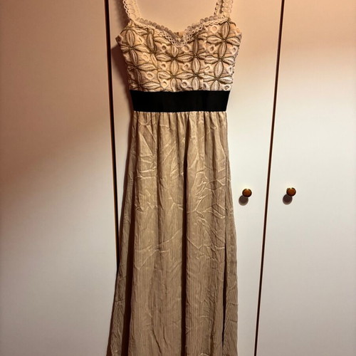 Lynne dress like new, size 38, beige