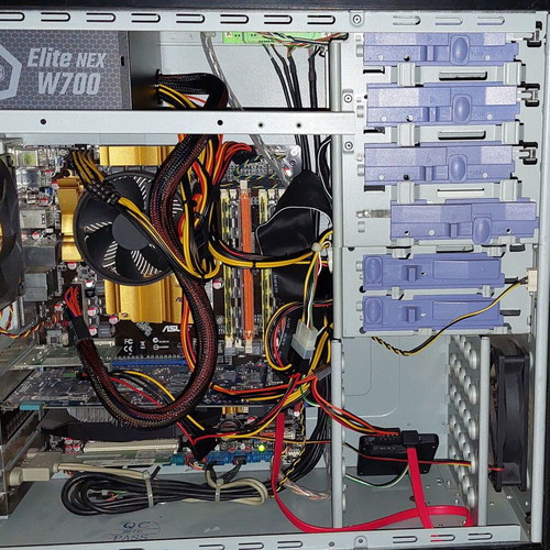 Desktop 2.6GHz with 21” monitor used, excellent condition