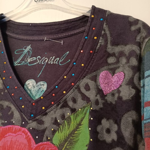 Desigual women's blouse like new with floral design and strass details