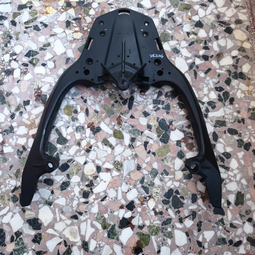 Sym JET14 EVO 200cc rack like new