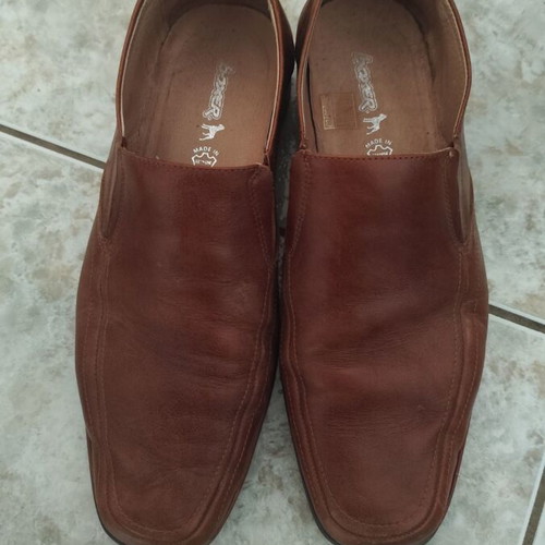 Boxer shoes brown slip-ons like new, size 43