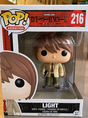 Funko Pop Light Yagami #216 vaulted collectible figure like new