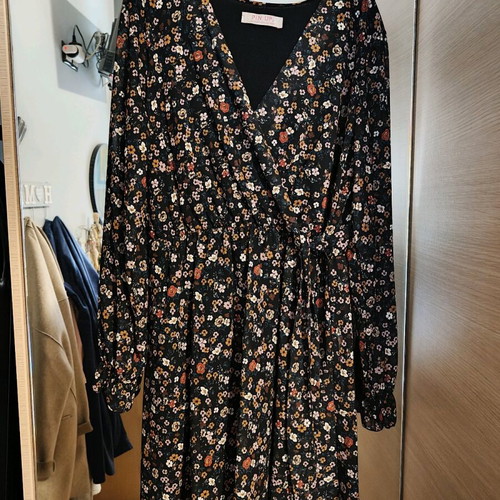 Pin up floral dress like new with transparent sleeves, multicolor