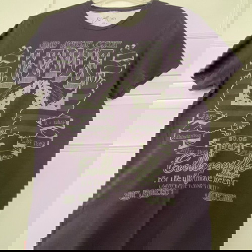 T-shirt Levi’s 90s μεταχειρισμένο, μέγεθος small, μπλε-μωβ