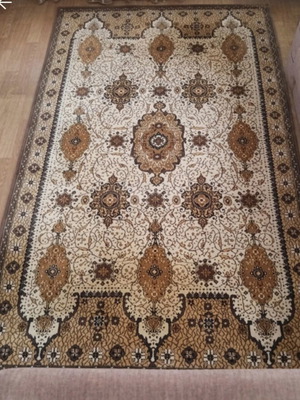 Rug 2.5×1.60 like new, large size