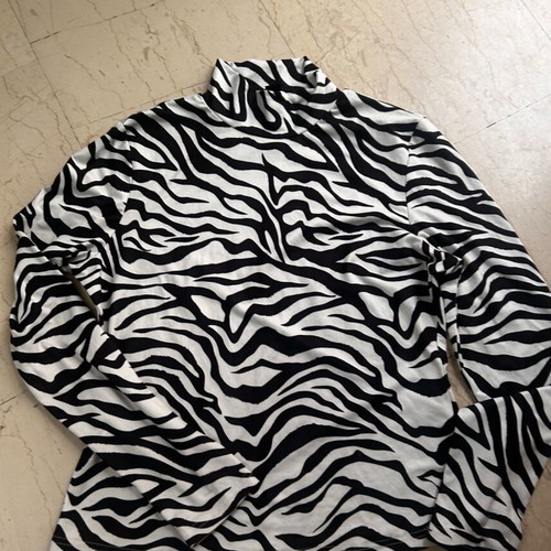 Shein Black and White Zebra Print T-Shirt Size XL Like New