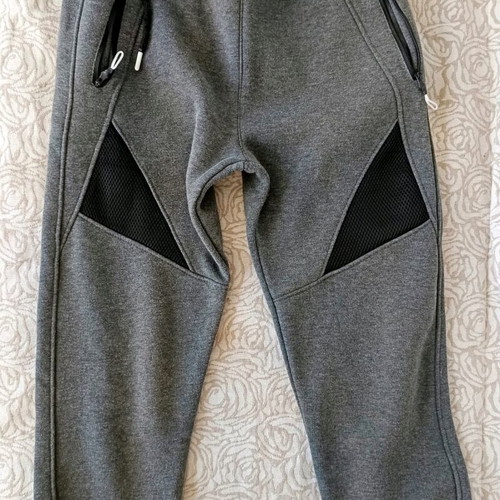 Winter tracksuit like new for boys, size S, black and gray
