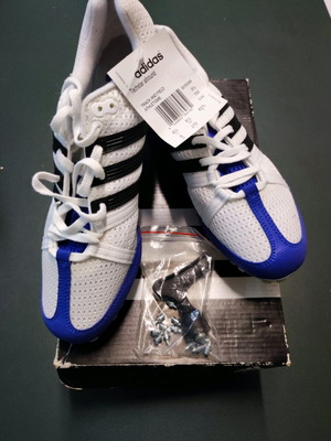 Adidas Techstar allround shoes new with spikes, size 42.5, white and blue