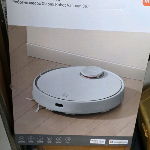 Xiaomi Robot Vacuum S10 like new, robot vacuum with mopping and Wi-Fi white