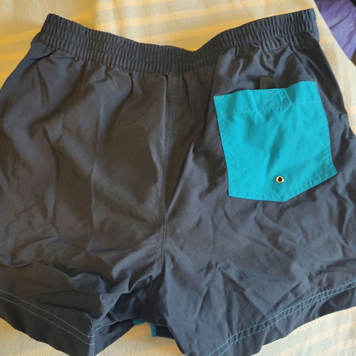 Explorer Sailing Gear men's swim shorts size M like new, turquoise