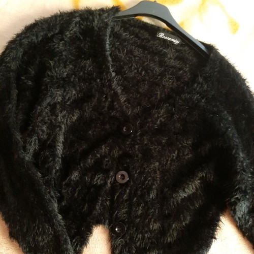 Fuzzy cardigan size M-L like new, black