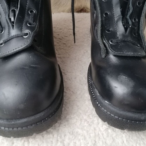 Tacconi leather boots new, size 45, black