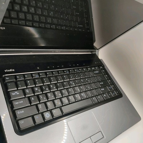 Dell Studio 1535 laptop used with Intel T8100 15.4 inch