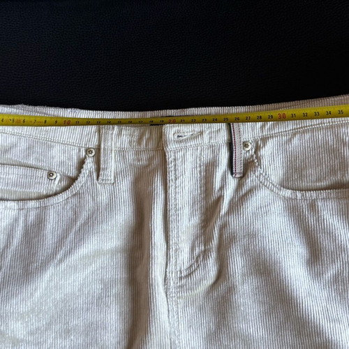 Mini skirt Gant like new, beige, size M