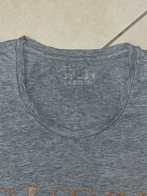 Guess Los Angeles T-shirt grey with glitter logo print size S like new