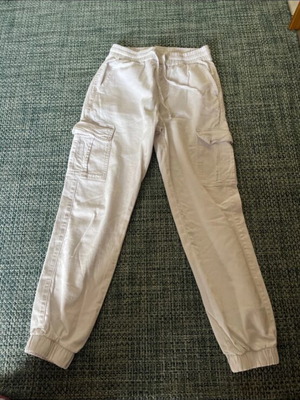 Cargo jeans white pants like new, size S