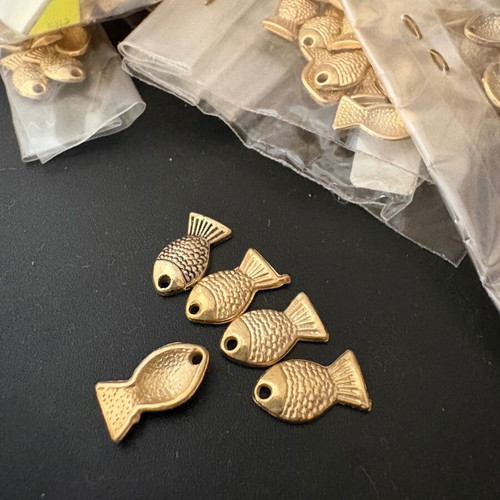 Metal fish element new, 400 pcs, gold color