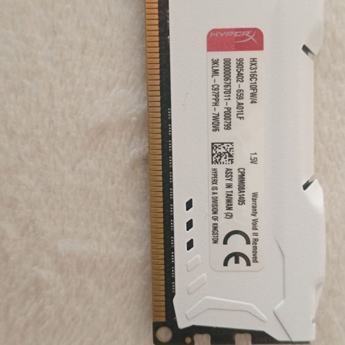 Kingston 4GB DDR3 RAM DIMM like new