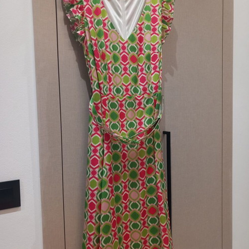Derpouli dress with lachouria like new, size M, pink and green