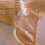 Beige thong S/M