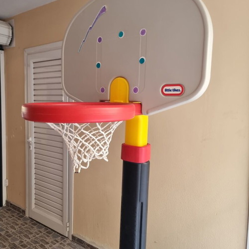 Little Tikes Adjustable Outdoor Kids Basketball Hoop like new