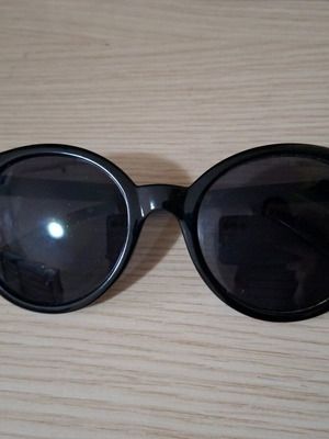 Vans sunglasses like new, black