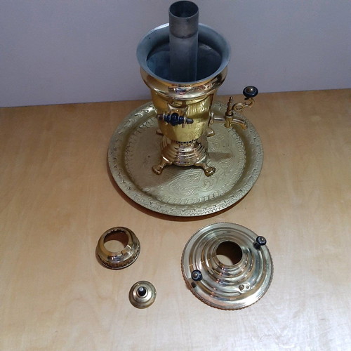 Rare oriental samovar like new with bronze tray