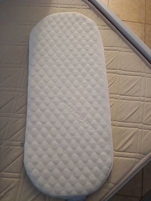 Greco Strom bassinet mattress like new 30x73 cm