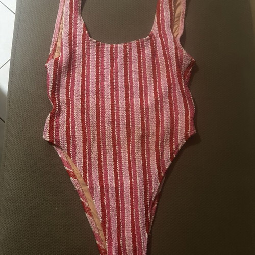 Vacay The Brand One-Piece Swimsuit like new, red and pink, size S