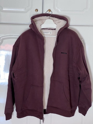 Abercrombie & Fitch fleece jacket XL like new, dark red