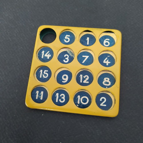 Manobra board game used, Greek 1950s numbers and words