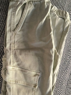 Zara beige pants for 11-12 years 152cm like new with pockets