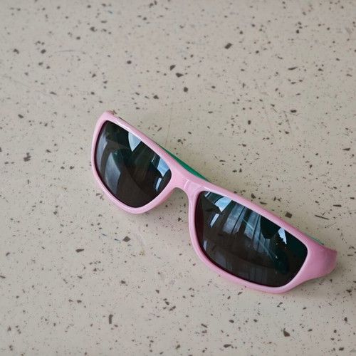 Mati Mati children's sunglasses used, pink and turquoise