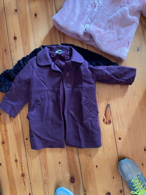 Παλτό για κοριτσάκι μοβ σαν καινούργιο mayoral