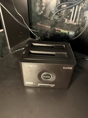 Turbo-X Dual HDD/SSD Docking Station like new with Clone function USB 3.0