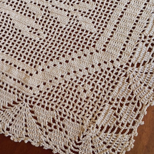 Handmade knitted beige pillow new, size 0.46x0.40