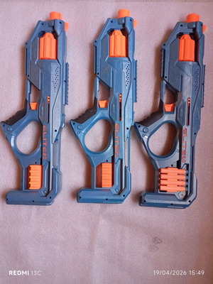 Nerf guns used, 15 blasters, 3 water pistols for repair or parts